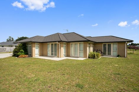 Photo of property in 31 Plescher Crescent, Leamington, Cambridge, 3432