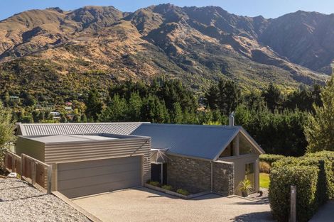 Photo of property in 51 Mathias Terrace, Arthurs Point, Queenstown, 9371