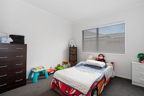 Photo of property in 56 Marion Crescent, Papamoa Beach, Papamoa, 3118