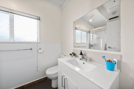 Photo of property in 160 Waikawa Road, Picton, 7220