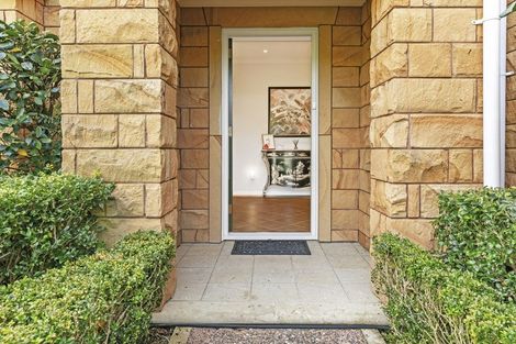 Photo of property in 12 Fairfield Lane, East Tamaki Heights, Auckland, 2016