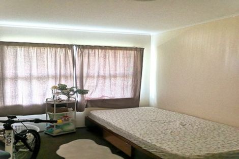 Photo of property in 1/430 Mount Albert Road, Mount Roskill, Auckland, 1041