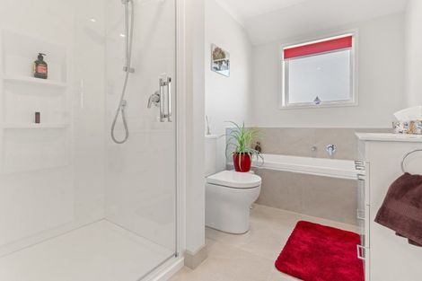 Photo of property in 2 Maple Grove, Solway, Masterton, 5810