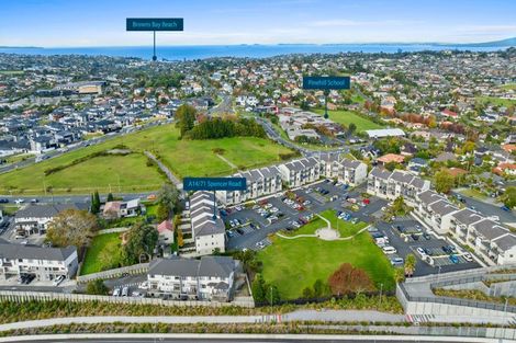 Photo of property in 14a/71 Spencer Road, Oteha, Auckland, 0632