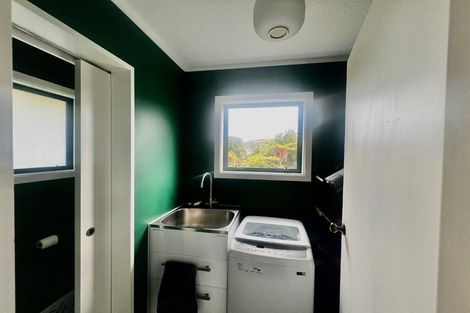 Photo of property in 6 Trilids Lane, Churton Park, Wellington, 6037