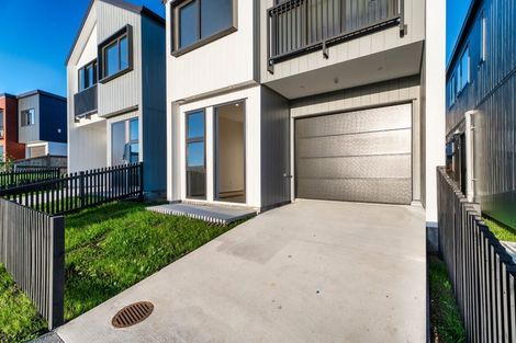 Photo of property in 17 Sails Road, Hobsonville, Auckland, 0616