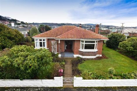 Photo of property in 29 Wycolla Avenue, Saint Clair, Dunedin, 9012