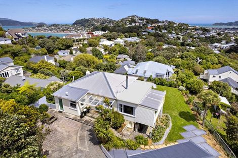 Photo of property in 43a Nevay Road, Miramar, Wellington, 6022