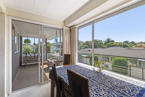 Photo of property in 355 Oxford Street, Levin, 5510