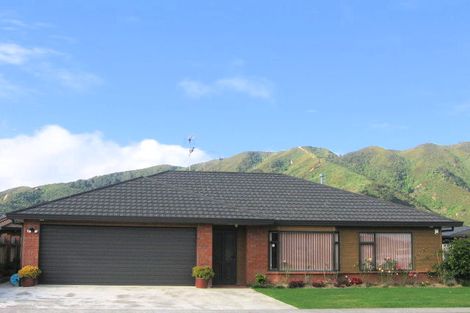 Photo of property in 61 Leighton Avenue, Waiwhetu, Lower Hutt, 5010