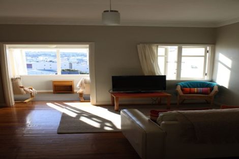 Photo of property in 4/1 Earls Terrace, Mount Victoria, Wellington, 6011