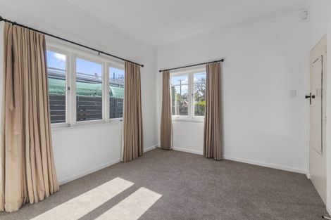 Photo of property in 73 Maeroa Road, Maeroa, Hamilton, 3200