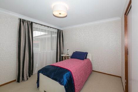 Photo of property in 27 Surrey Street, Taradale, Napier, 4112