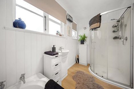 Photo of property in 86 Forrest Road, Cambridge, 3493