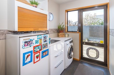 Photo of property in 19 Tivoli Place, Bishopdale, Christchurch, 8053