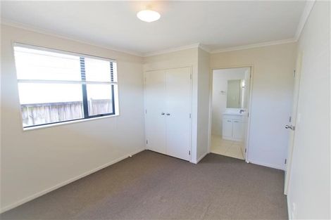 Photo of property in 77 Mountain Road, Mangere Bridge, Auckland, 2022