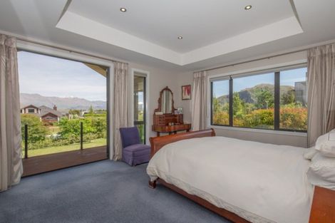 Photo of property in 2 Mount Gold Place, Wanaka, 9305