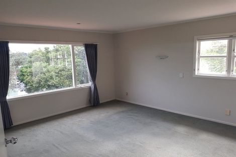 Photo of property in 39 Bayview Road, Browns Bay, Auckland, 0630