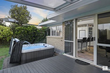 Photo of property in 3 Ridgemount Terrace, Welcome Bay, Tauranga, 3112