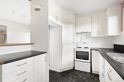 Photo of property in 5 Tango Place, Henderson, Auckland, 0610