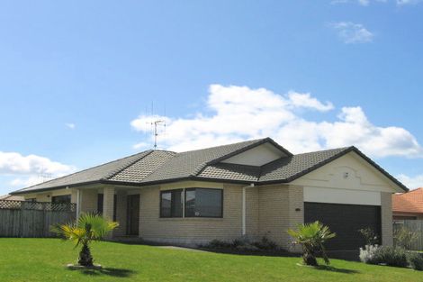Photo of property in 4 Poinsettia Place, Mount Maunganui, 3116