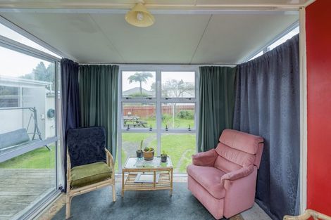 Photo of property in 4 Kings Drive, Levin, 5510