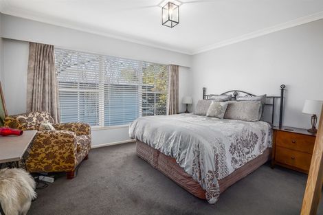 Photo of property in 12 Balliol Drive, Tawa, Wellington, 5028