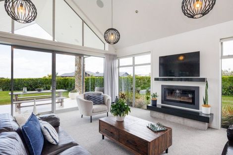 Photo of property in 39 Branksome Place, Aokautere, Palmerston North, 4471