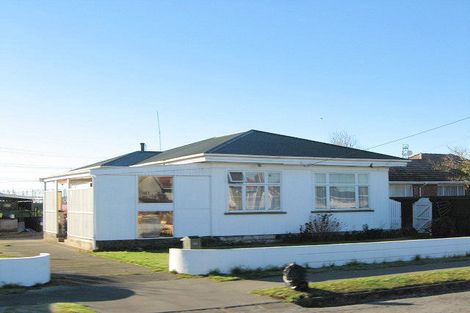 Photo of property in 42 Mortlake Street, Islington, Christchurch, 8042