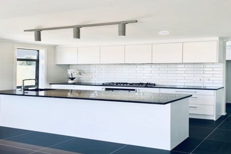 Photo of property in 8 Ekara Road, Flagstaff, Hamilton, 3210