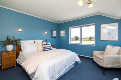 Photo of property in 99 The Esplanade, Westshore, Napier, 4110