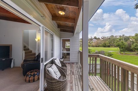 Photo of property in 2/94 Nigel Road, Browns Bay, Auckland, 0630