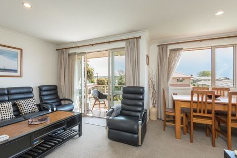 Photo of property in Totara Grove, 2/115 Grove Street, The Wood, Nelson, 7010