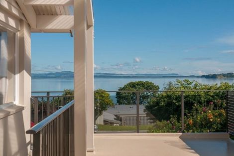 Photo of property in 11 Kaharoa Avenue, Omokoroa, 3114