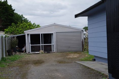Photo of property in 29 Charles Street, Takapau, 4203