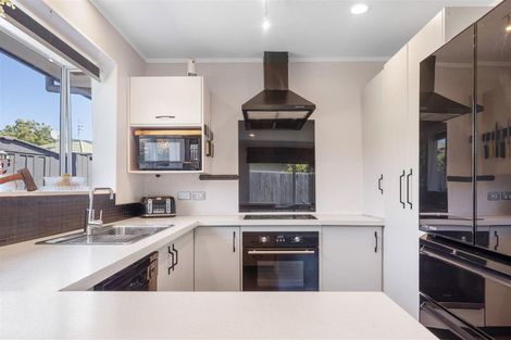 Photo of property in 9 Vining Crescent, Stoke, Nelson, 7011