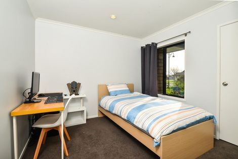 Photo of property in 11 Whitney Place, Rototuna North, Hamilton, 3210