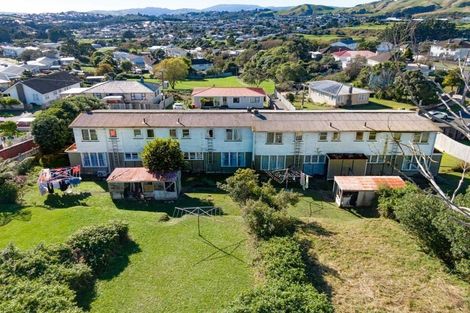 Photo of property in 50-56 Leicester Street, Cannons Creek, Porirua, 5024