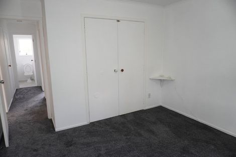 Photo of property in 27 Lyons Avenue, Murrays Bay, Auckland, 0630