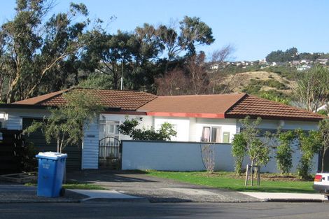 Photo of property in 8 Halswater Drive, Churton Park, Wellington, 6037