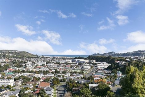 Photo of property in 12a Waiwera Crescent, Maupuia, Wellington, 6022