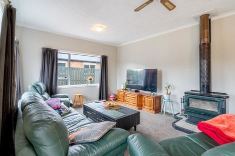 Photo of property in 102 Fox Street, Avenal, Invercargill, 9810