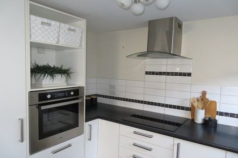 Photo of property in 16b Lincoln Avenue, Tawa, Wellington, 5028