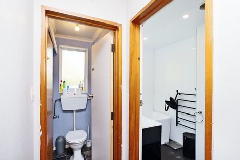 Photo of property in 122 Cunningham Crescent, Grasmere, Invercargill, 9810