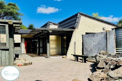 Photo of property in 11 Walter Strevens Drive, Conifer Grove, Takanini, 2112