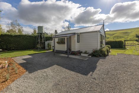 Photo of property in 204 Whitecliffs Road, Whitecliffs, Coalgate, 7673