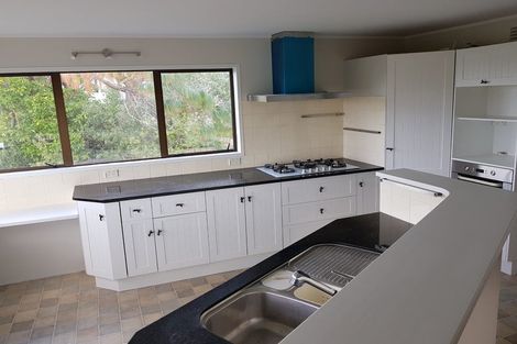 Photo of property in 46 Everard Avenue, Army Bay, Whangaparaoa, 0930