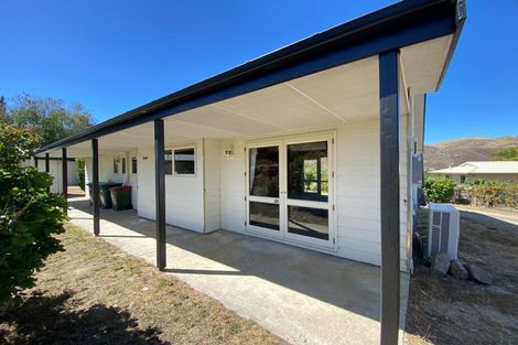 Photo of property in 15 Ritchie Lane, Bannockburn, Cromwell, 9384