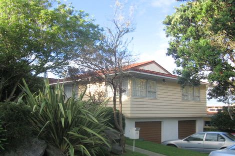 Photo of property in 8 Turriff Crescent, Tawa, Wellington, 5028