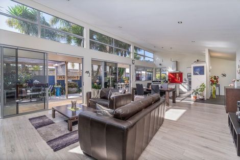 Photo of property in 13 Parkland Place, Whitianga, 3510